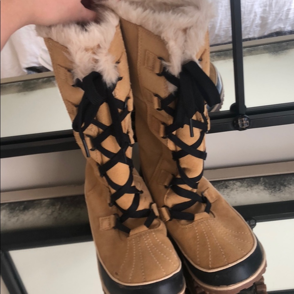 Sorel suede brown and black- size 8.5! - Picture 5 of 6